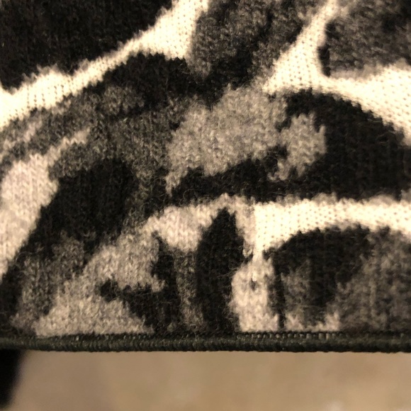 Commission Floral Jacquard Knit Merino Wool Skirt - Picture 7 of 8